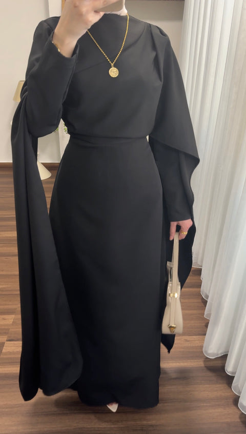 فستان اجنحة