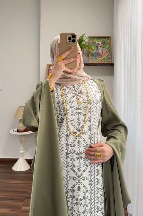 فستان أجنحة تطريز