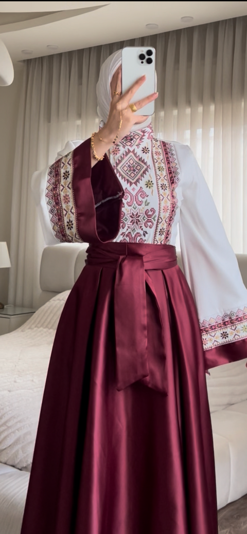 فستان مكس تطريز