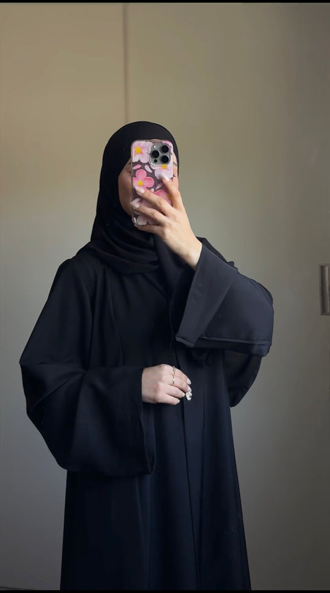عباية زرّين
