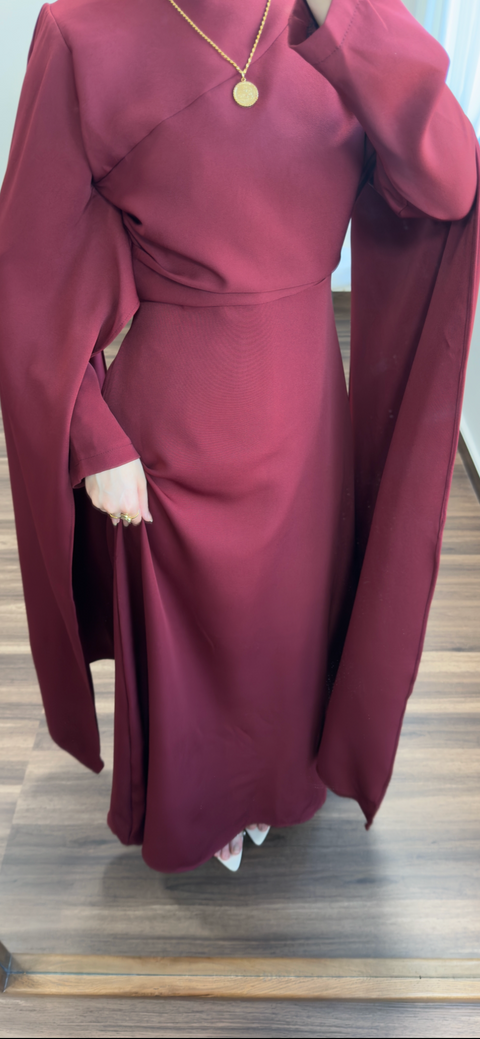 فستان اجنحة