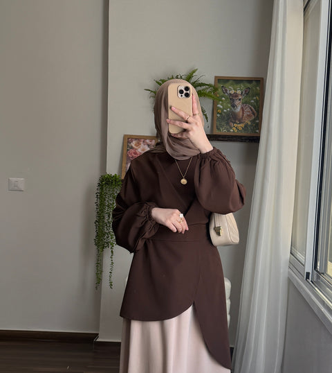 بلوزة طويلة